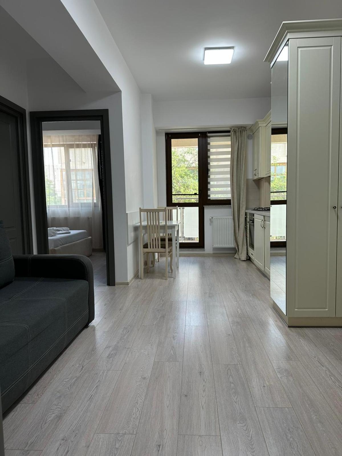 Luxury Glam Apartments Iasi At Lazar Palas Exterior foto