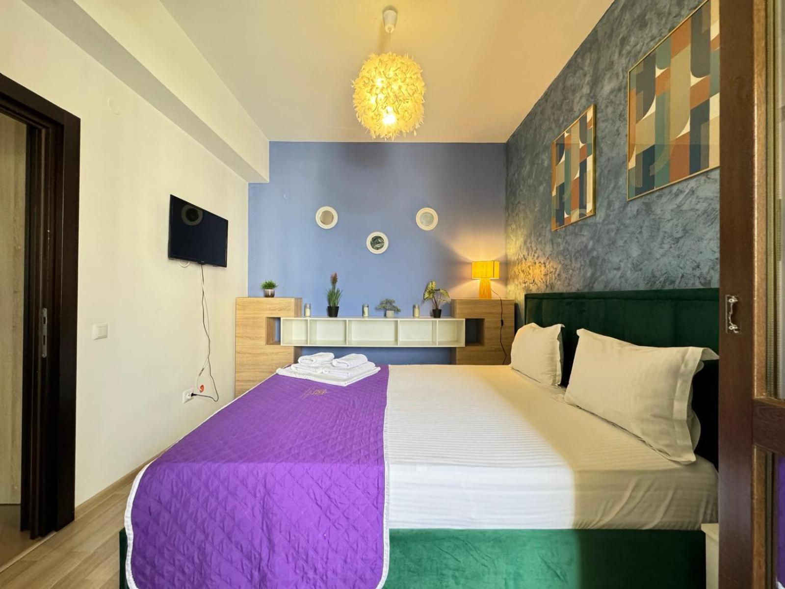 Luxury Glam Apartments Iasi At Lazar Palas Exterior foto
