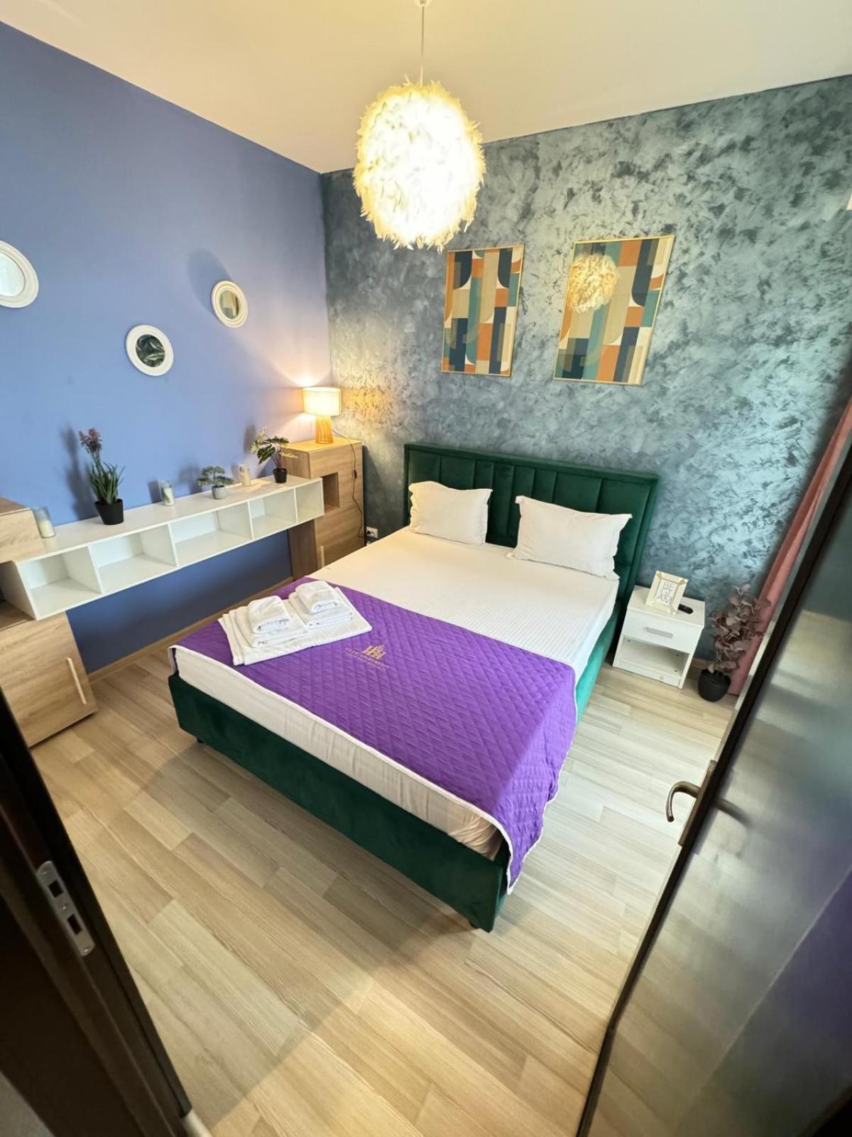 Luxury Glam Apartments Iasi At Lazar Palas Exterior foto