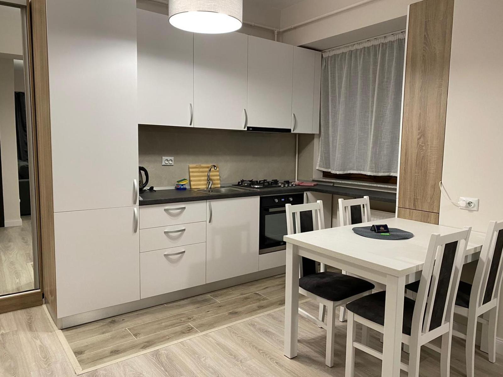 Luxury Glam Apartments Iasi At Lazar Palas Exterior foto